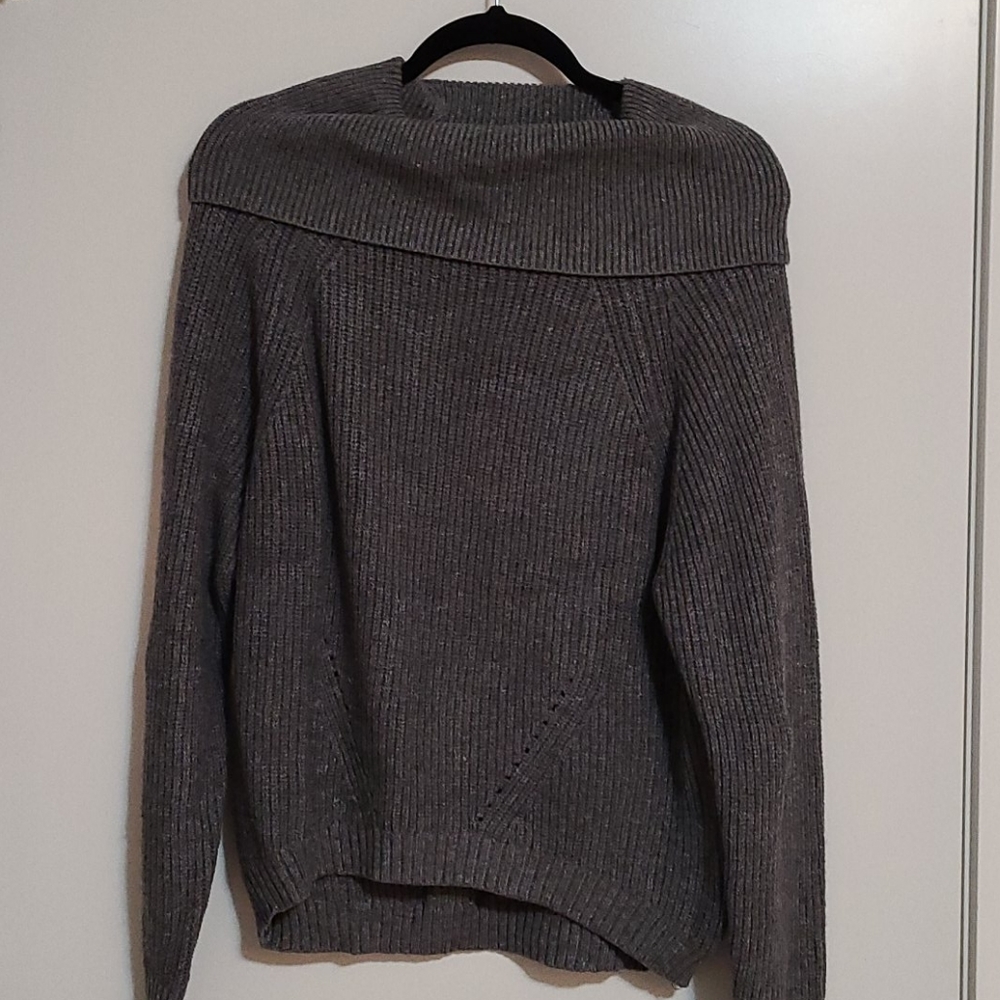 Light grey off the shoulder sweater :)